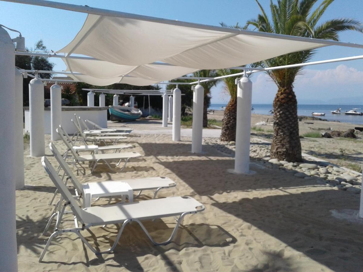 Umbrella Beach Apartments Kávos Exterior foto
