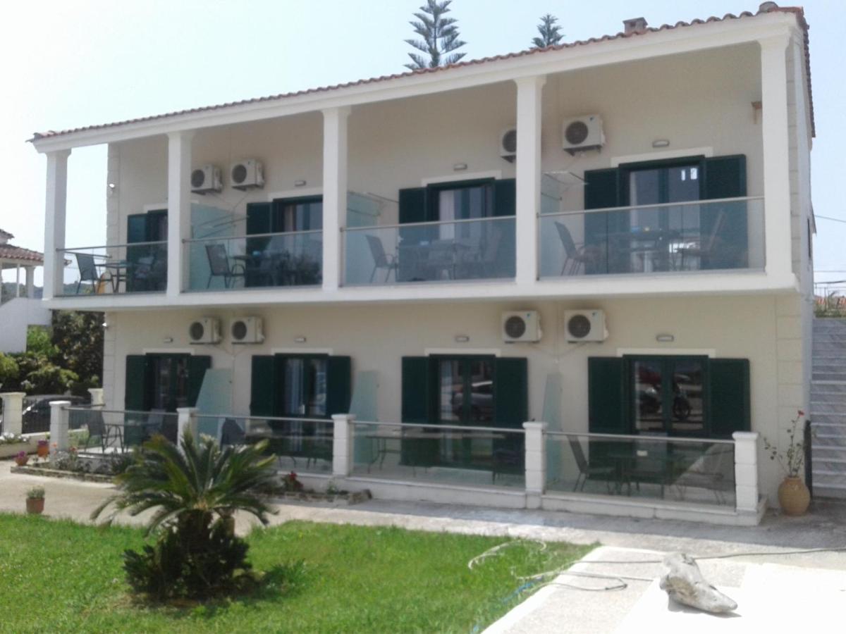 Umbrella Beach Apartments Kávos Exterior foto